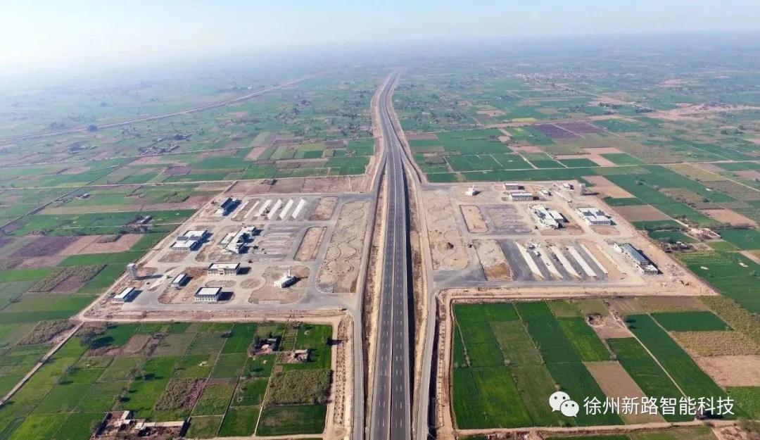 新路科技滑模機攻堅克難創(chuàng)佳績，中鐵二十局海外工程再獲好評！